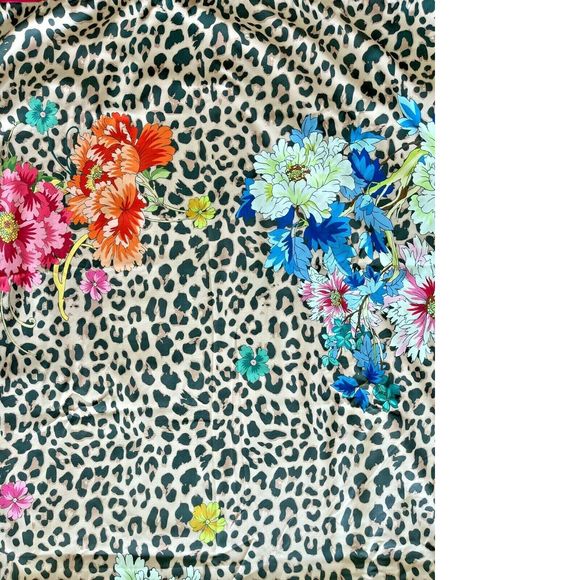 Johnny Was BLACK DREAMER Reversible 65 x 70 Beach Towel Flower Blanket Bag NEW - Picture 4 of 9